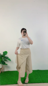 ชุดเซ็ต เสื้อ+กระโปรงเอวสูง ใส่สบายคล่องตัว ลุคสาวแฟชั่นทันสมัย เพิ่มสไตล์เก๋ให้ทุกวันของสาววัยรุ่น