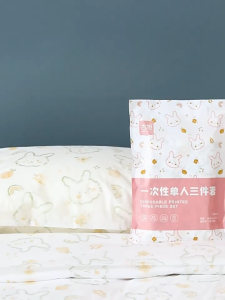 Disposable Bed Sheet Travel Hotel Hygiene Non-Woven Bedsheet 一次性床单 单人Single/双人Double bed防水防尘 便携干净【RococoShop】