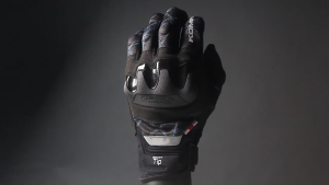 Komine GK220 ถุงมือมอเตอร์ไซค์เต็มข้อ ทรงสปอร์ต ทัชจอได้ ส่งจากไทย