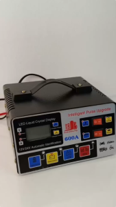 ชาร์จเร็ว 10 นาที! เครื่องชาร์จแบตเตอรี่รถยนต์ เครื่องชาร์จ 12v24v  300A/400A/500A/600A/800A การแปลงรับรู้โดยอัตโนมัติเหมาะสำหรับรถยนต์และรถจักรยานยนต์ทุกประเภท หยุด ที่ชาร์จแบตเตอรี่รถยนต์