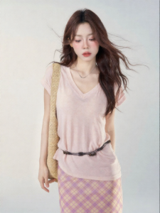 YIKEXIAOYEMEI | Áo Thun Đính V Neck Tay Ngắn Dáng Ôm Ngọt Ngào