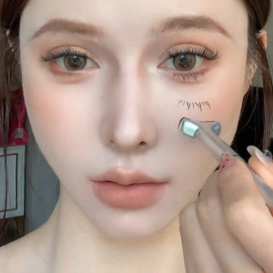 Lash Stamp Eyeliner 2-in-1