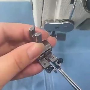 Chân vịt CD mí có điều chỉnh sử dụng cho máy may 1 kim công nghiệp
