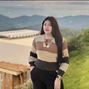 เสื้อนิตติ้งถักสลับสี รุ่นถักเขียว อก"38-48"