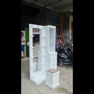 Meja Rias Tinggi Lampu / Standing Mirror Lampu