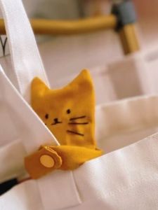 Mini Pencil Earphone Bag Creative Japanese Style Coin Purse Keychain Bag Charm Depressed Cat Design Portable Gift