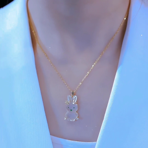 Cute Little Rabbit Necklace Womens Style High Aesthetic Princess Sweet Style Sweater Chain Autumn Winter New Fashion Jewelry