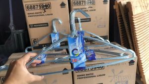 HANGER GANTUNGAN BAJU STAINLESS / ANTI KARAT BOSQUE