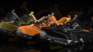Outdoor Breathable Mesh Hiking Shoes for Men Non-slip Quick Dry Trekking Shoes