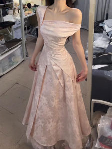 CHANGTONG | Retro Elegant Cross Shoulder Waist-cinching Flared Long Dress