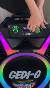 ลำโพงบลูทูธ ลำโพงล้อลาก ดอกลำโพง15นิ้ว GD-1506 แถมไมค์ลอย2ตัว+รีโมท เสียบไมค์สายเพิ่มได้2ตัว เบสแน่น ปรับ-ปิดไฟLED/เสียงได้ รองรับ AUX TF USB