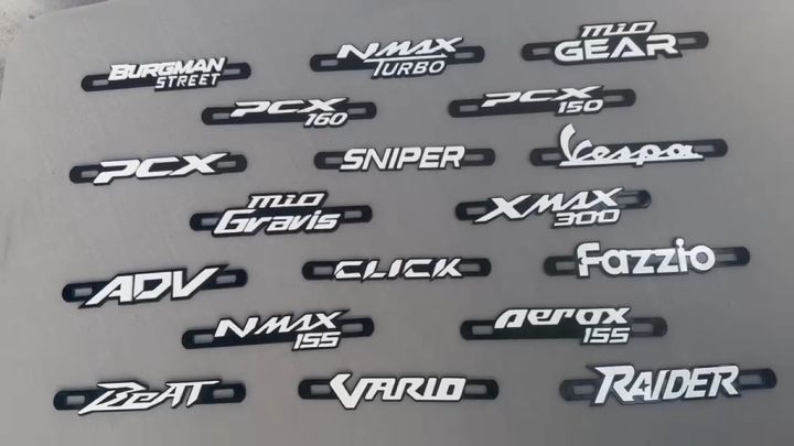PLATE BADGE ACRYLIC MADE, 3MM BLACK BASE, AND 3MM WHITE LOGO