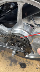 Chai xịt rửa xe sên corona cho xe máy MS07