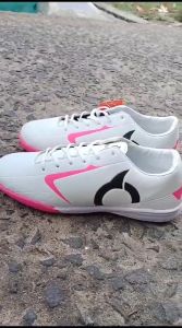 Sepatu Futsal Ortuseight Catalyst Luminare Putih: Terbaru & Modern