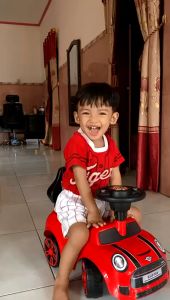 SHP Toys Mimo 709: Mobil Dorong Anak Lucu & Edukatif