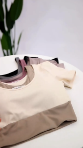 Áo thể thao Croptop ngắn tay K74 - Vải thun lạnh săn mịn có đệm ngực may cố định