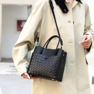 Grosirready 2597 free sertifikat tas lk tas selempang tas wanita tas fashion tas cantik model terbaru tasbag