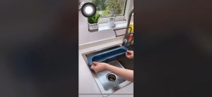 Kệ Để Đồ Rửa Chén Giá Để Đồ Rửa Bát Đa Năng Có Móc Treo Khăn Tiện Dụng Trùm Sỉ Gia Thành
