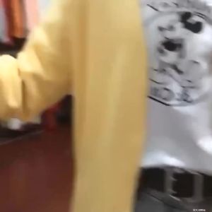 เสื้อไหมพรม topcoat เสื้อกันหนาว เสื้อคลุมผู้หญิงแขนยาว เสื้อคลุมใส่ทำงาน เสื้อคุมผญ คาร์ดิแกน สีแดง เสื้อคุมไร้กระดุม อก40-44นิ้ว2025