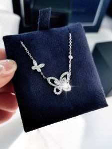 925 Silver Butterfly Necklace Womens Fashion Jewelry Luxury Minimalist Clavicle Chain Sensation Popular Pendant Alloy/Gold Plated