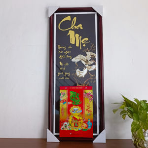 Lịch gỗ cha mẹ 2027 gắn bloc siêu bự 20 x 30cm có khung gỗ sang trọng kích thước 35 x 85cm