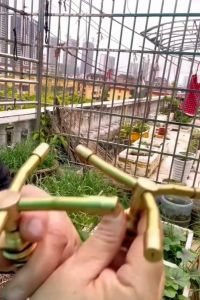 สปริงเกอร์ 4 หุน รดน้ำรอบทิศ 360 องศา หัวสปริงเกอร์ ทองเหลือง ใช้ต่อเข้ากับท่อพีวีซี 1/2 นิ้ว หรือ 4 หุน อุปกรณ์รดน้ำต้นไม้ สปริงเกอร์น้ำ