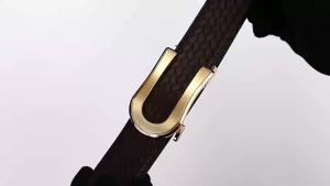 Fashion Business Mens Belt Alloy Buckle Belt High-Quality Leather Soft Belt Suitable for Work Pants and Jeans