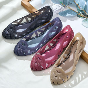 Southeast Asian Style Jelly Sandals Anti-Slip Large Size Lightweight Sports Dancing Shoes Nest Hollow out Womens Flats