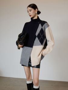 Gray Checkered Spliced Miu Style Knitwear
