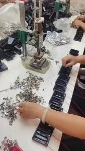 Hộp Đựng Pin Bằng Nhựa Màu Đen DIY Kẹp Giữ Pin Cho Pin 18650 - Hộp Đựng Nhiều Ngăn Có Dây Dẫn