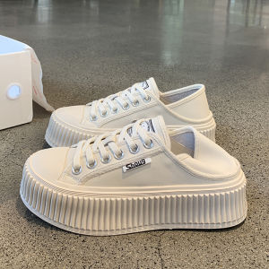 รองเท้าสีขาว ผู้หญิงสไตล์ชาแนลพื้นหนา เพิ่มความสูง 2023 รองเท้าหนังแท้ สวมเท้าสำหรับการเกียรติและสร้างความเป็นมืออาชีพ ผ้าใบแพลทฟอร์ม ลำลอง