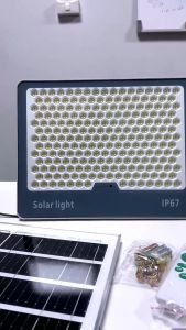 Bingo ไฟโซล่าเซลล์ 50000W 800000W ซื้อ 1 แถม 1 Solar Light กันน้ำ กันฟ้าผ่า แสงสีขาว สว่างอัตโนมัติเมื่อฟ้ามืด จับเวลาระยะไกล