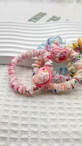 พร้อมส่ง🔥 ยางรัดผมผ้าลายดอกไม้ ติดหัวใจกระต่าย🐰(1 ชิ้น) สำหรับผู้หญิง [ส่งจากไทย]