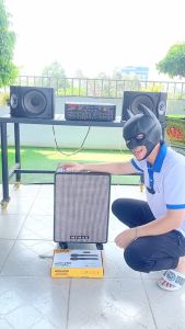 [ Thanh Lý Xả Kho ] Micro Không Dây Chính Hãng Max32 - Micro Karaoke Đa Năng - Bắt Sóng Xa Hút Âm Tốt Dùng Được Cho Loa Kéo