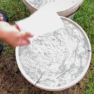 ไตรโคเดอร์มา สายพันธุ์ฮาเซียนัม Trichoderma harzianum "ตรารถไฟ" ผสมน้ำรดดิน/ฉีดพ่น 100g.