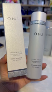 Nước Hoa Hồng Dưỡng Trắng Da Ohui Extreme White Skin Softener (150ml)