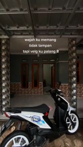 STRIPING STICKER LIS LES POLET honda beat karbu 2008 putih list body standar MAHKOTA STIKER