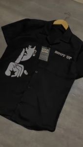 Kemeja Pria Printed Shirt Kekinian Motif Distro Lengan Pendek Black Series V-Neck Santai Hitam Baju Basic