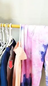 BaanD ราวแขวนเสื้อผ้า  ขนาด 60/80/100 ซม. สูง 172 ซม. รับน้ำหนักได้ถึง24กก. มีล้อ ตะกร้าเก็บของ  ที่แขวนกระเป๋า ราวตากผ้าอเนกประสงค์ ราวตากผ้าเหล็ก