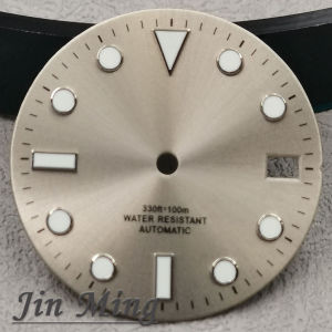 High Quality  28.5mm Silver Red Mark Date Window Green Luminous Aseptic Dial Fit NH35 /NH36/4R/7S Automatic Movement