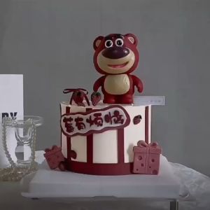 [Ready Stock]Lots Strawberry Bear Cake Decoration 草莓熊蛋糕摆件复古蛋糕装饰