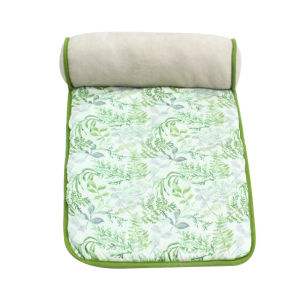 QUEZHOU | Ice Silk Cooling Pet Bed Mat for Cats and Small to Medium Dogs