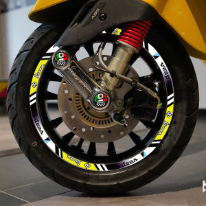 16 Cái/bộ Vespa Nhãn Dán Bánh Xe Phản Chiếu Chống Nước Cải Tiến Trang Trí Nhãn Dán Lốp Xe Cho Vespa Piaggio GTS Mùa Xuân 150/300