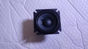 Loa toàn dải 2.5inch 5W 4ohm từ neo chất lượng cao bass trầm sâu. Giá 1 cái.