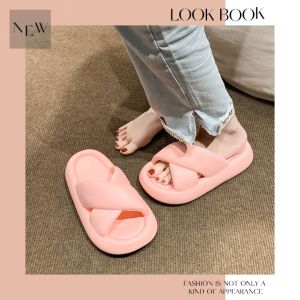 XWshop รองเท้าแตะผู้หญิงรองเท้าแตะลำลองรองเท้าแฟชั่น❤️พื้นนุ่มมีกันลื่นใส่สบายเป็นลายแบบไขว้กัน ตามเทรนเกาหลีแบบสุดๆ ต้องลองแล้วว😘