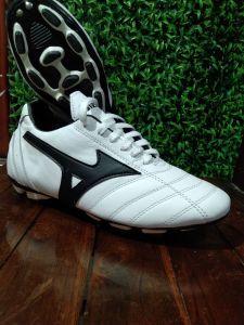 sepatu sepak bola kulit pul 13 beseller kulit sapi