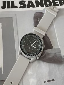 Youth Stylish Trend Large Dial Watch: A Must-Have for Good-looking Junior High School Students