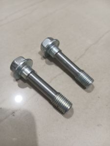 baut shock depan Ceper menurunkan botom shock Yamaha Honda bebek dan metik 1set 2pcs