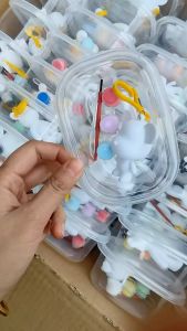 ชุดระบายสีตุ๊กตารูปปั้น พวงกุญแจ ฝึกสมาธิ พร้อมส่ง 2แถม1 สีและพู่กัน มีเสริมสร้างจิต นาการ ราคาที่เหมาะสม