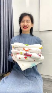 Khăn Tắm Muslin 6 Lớp Cho Bé IQKAO – Khăn Ủ Choàng Đa Năng Size 110x105cm Mềm Mại Thoáng Mát An Toàn Cho Bé KT61